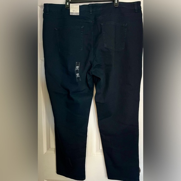 Style & Co. Women High-Rise Straight Leg Slimming Pocket Jeans Size 22W 42” L - Picture 3 of 5
